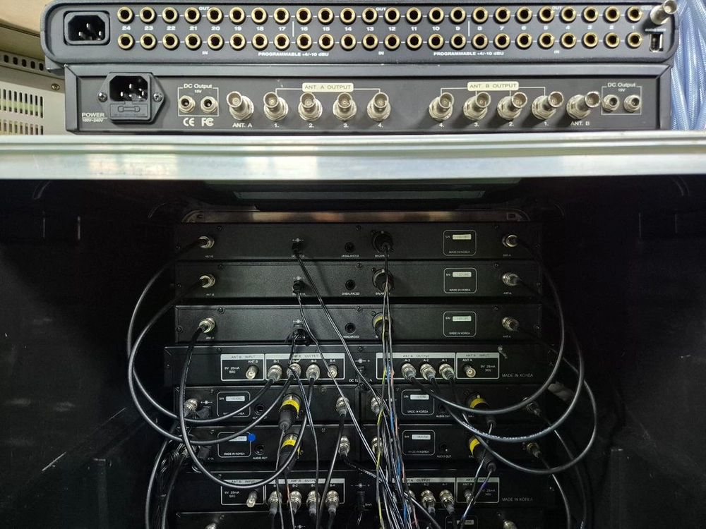 900MHz 대역 무선 마이크 수신기 및 안테나 분배기 시스템 풀세트 SECO / UX-9000 / AD-9500 이미지