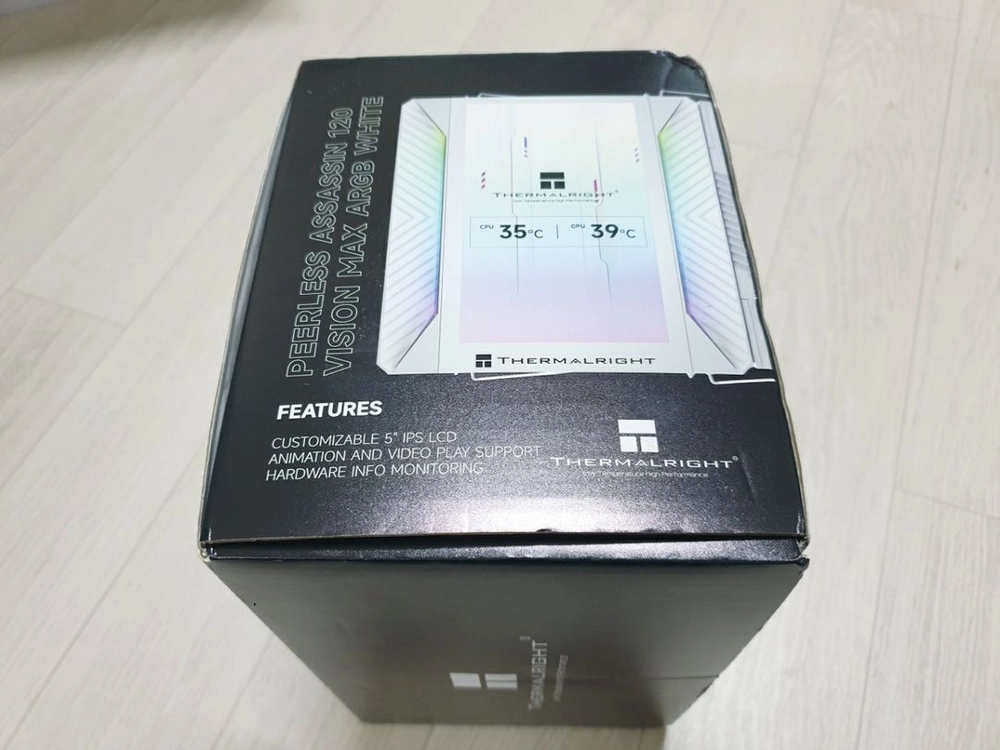 써멀라이트 PA120 Vision MAX ARGB 5인치 LCD 쿨러 화이트 이미지