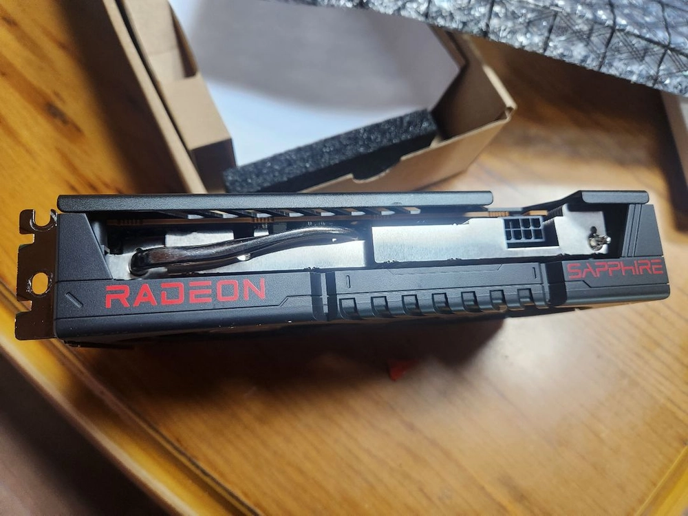 AMD사파이어 RX 9060 펄스 8g그래픽카드 이미지