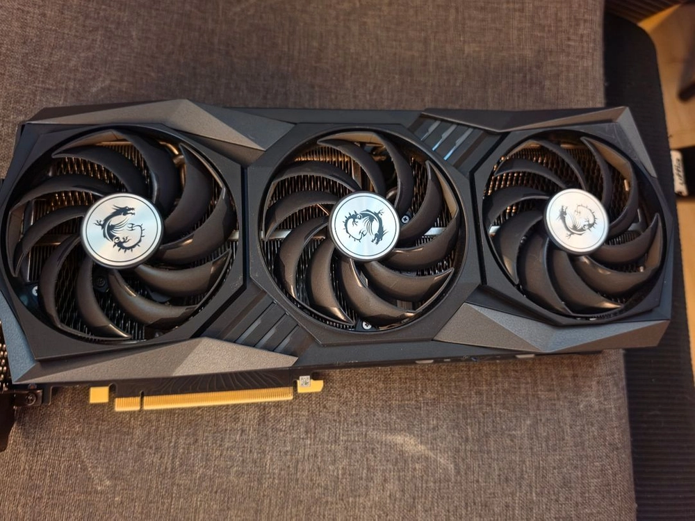 MSI 지포스 RTX 3070 게이밍 Z TRIO 트리오 D6 8GB 판매합니다 이미지