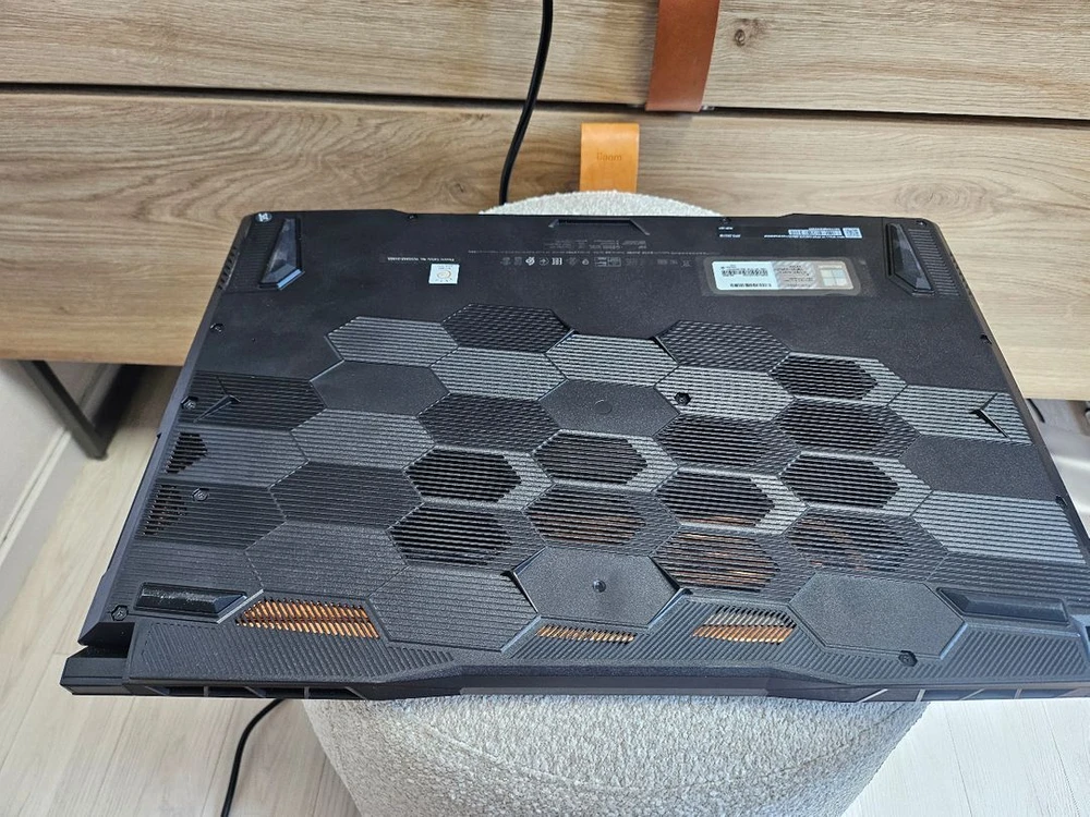 msi 브라보17 라이젠7 16램 512g rtx4060 최고사양 게이밍 노트북 팝니다 이미지