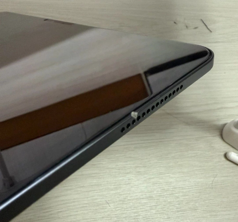 아이패드 프로 13 m4 256gb 와이파이 모델 - 안심되는 중고거래