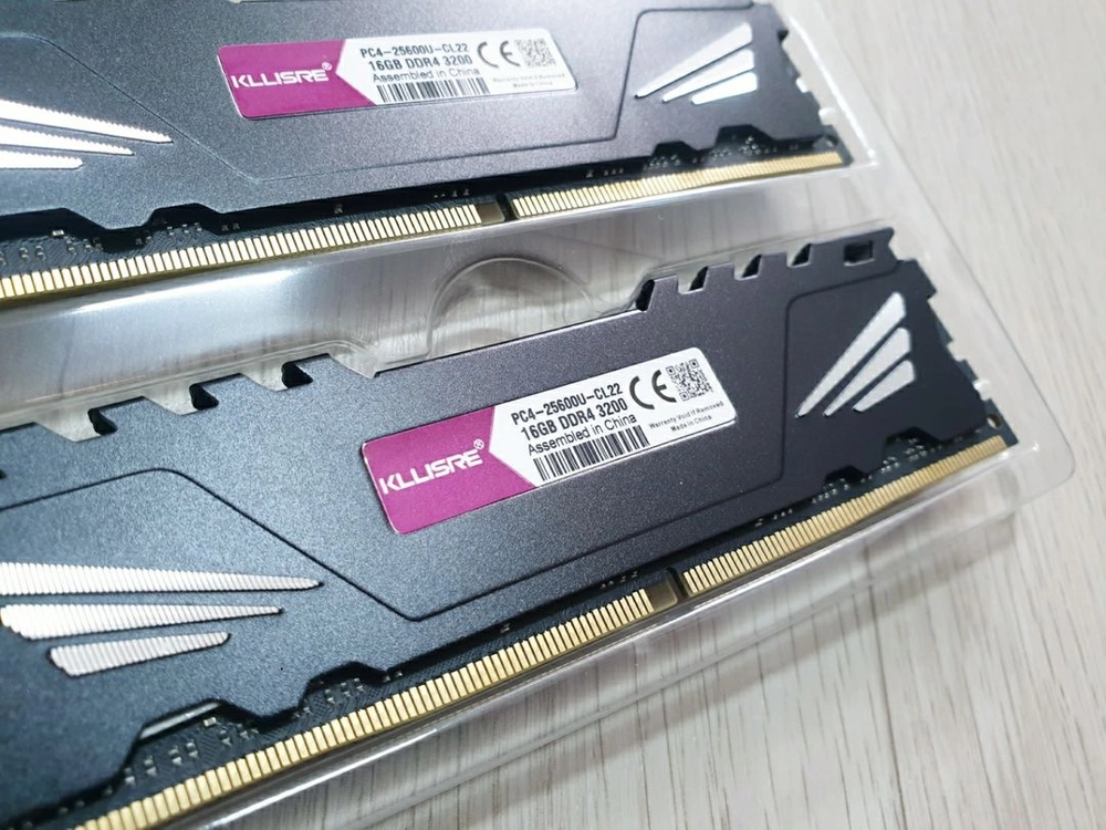 [새제품] DDR4 3200MHz 32GB (16GBx2) 방열판 장착 메모리 블랙 이미지