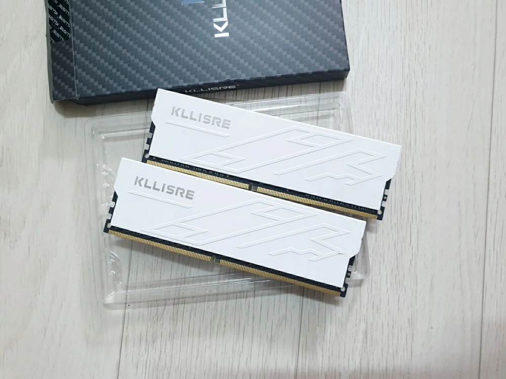 [새제품] DDR4 3200MHz 32GB (16GBx2) 방열판 장착 메모리 화이트 이미지