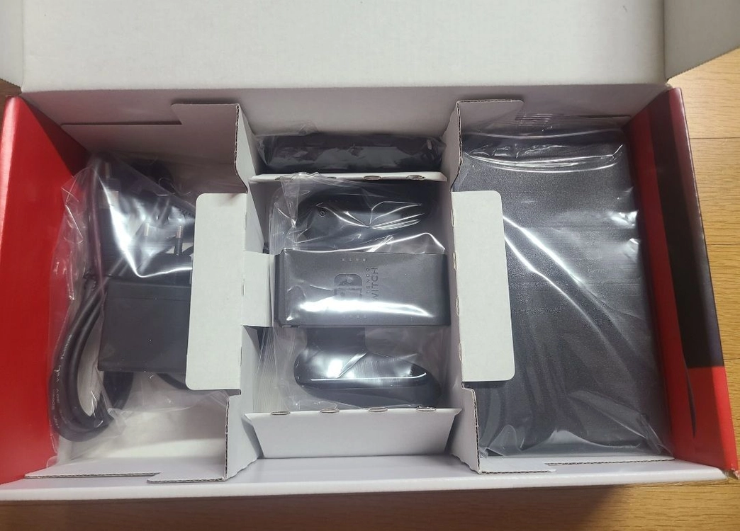 초S급)닌텐도 스위치 신형 그레이 배터리개선판 풀박스 이미지