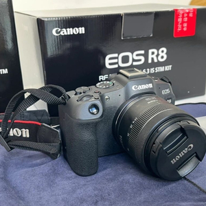 캐논 Eos r8 바디+ 24-50렌즈셋