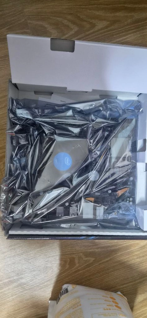 PALIT 지포스 GTX 1660 SUPER 그래픽카드랑 인텔 i5-7500 cpu팝니다 이미지