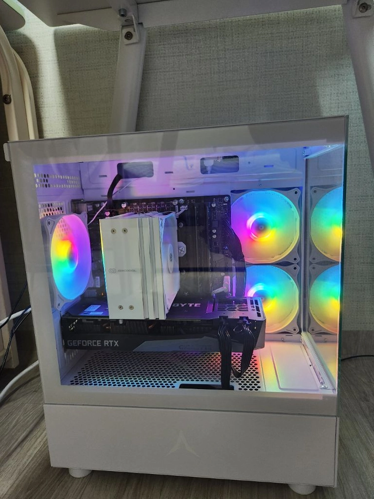 i5-12400F + RTX 3070 게이밍 컴퓨터 본체 pc 데스크탑 이미지