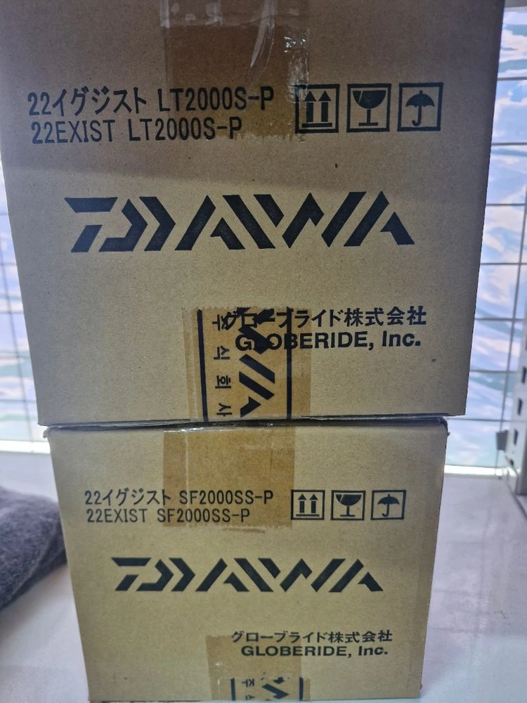 새상품)22이그지스트 SF 2000SS-P, LT 2000S-P, SF 1000S-P - 안심되는 중고거래