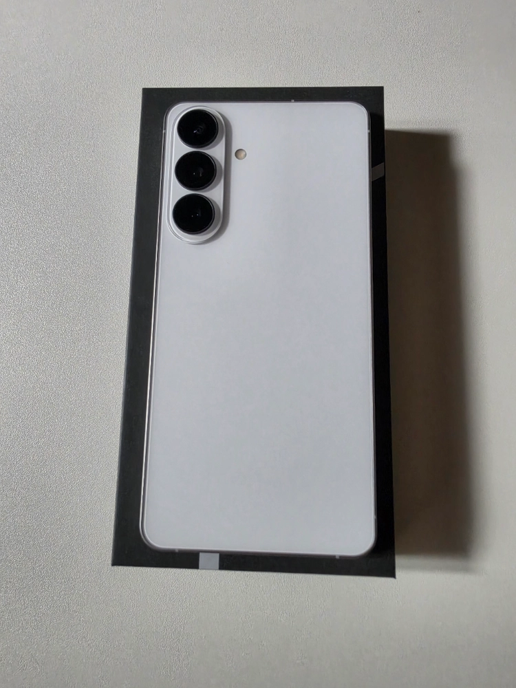 (자급제)갤럭시S26 플러스 512GB 화이트 풀박스(AI구독) 이미지