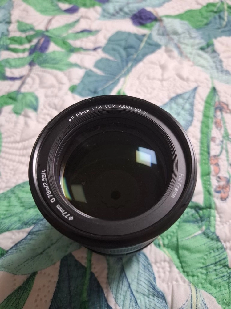 빌트록스85mm1.4 프로니콘z미러리스용 이미지