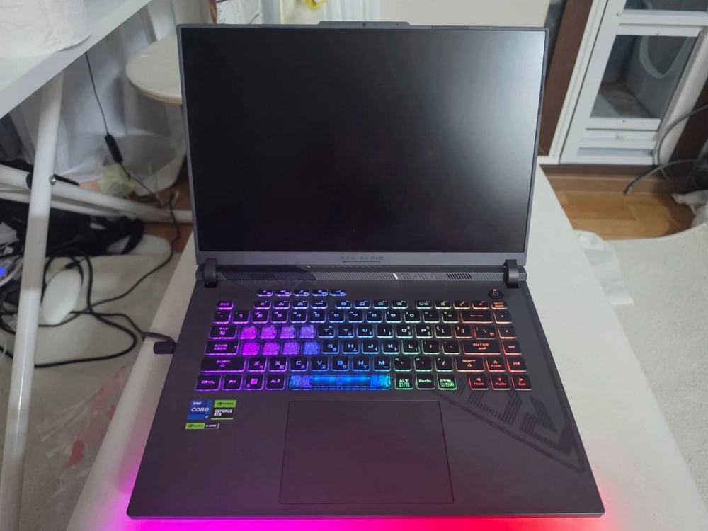 ASUS ROG Strix G16 RTX4060 게이밍 노트북 - 안심되는 중고거래