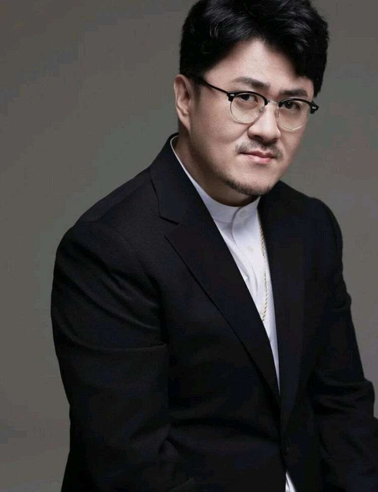 데프콘 안경 하은테 하금테 나는솔로 백산안경 금자안경 KV95 KV117 이미지