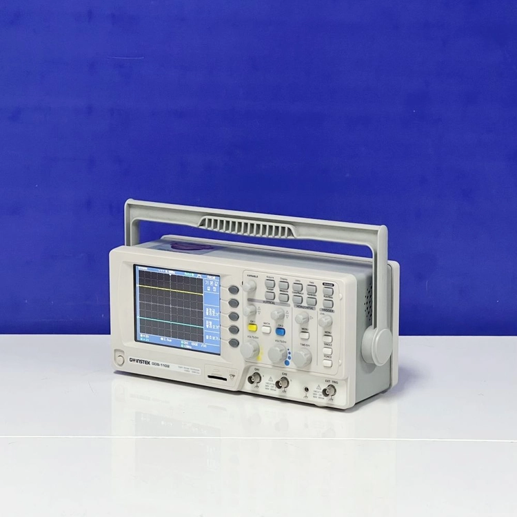법정설비 직접생산 100MHz 오실로스코프 GDS-1102 판매 이미지
