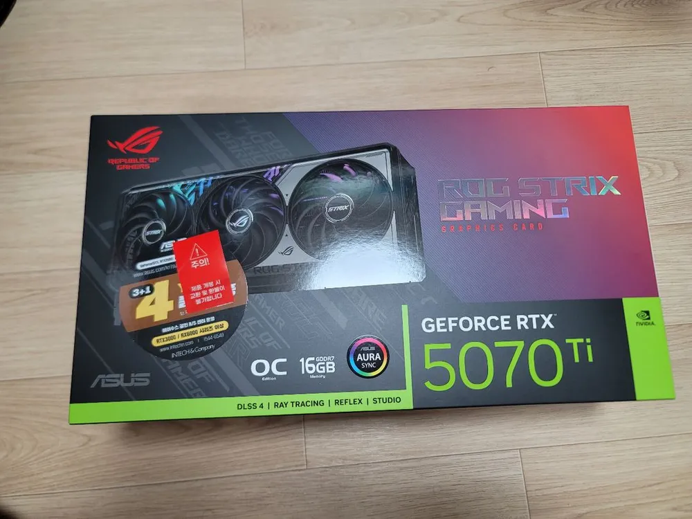 ASUS ROG STRIX RTX 5070Ti 그래픽카드 팝니다 이미지
