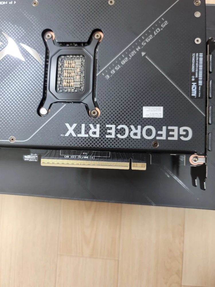 ASUS ROG STRIX RTX 5070Ti 그래픽카드 팝니다 이미지