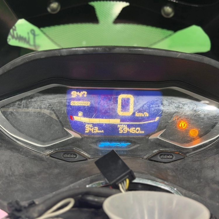 혼다 pcx125 21년식 5만키로 핑크컬러 준튜닝 스쿠터 판매합니다 이미지