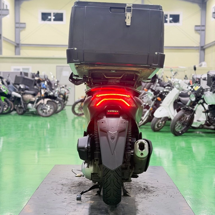 혼다 pcx125 22년식 5만키로 배달셋팅 스쿠터 판매합니다 이미지
