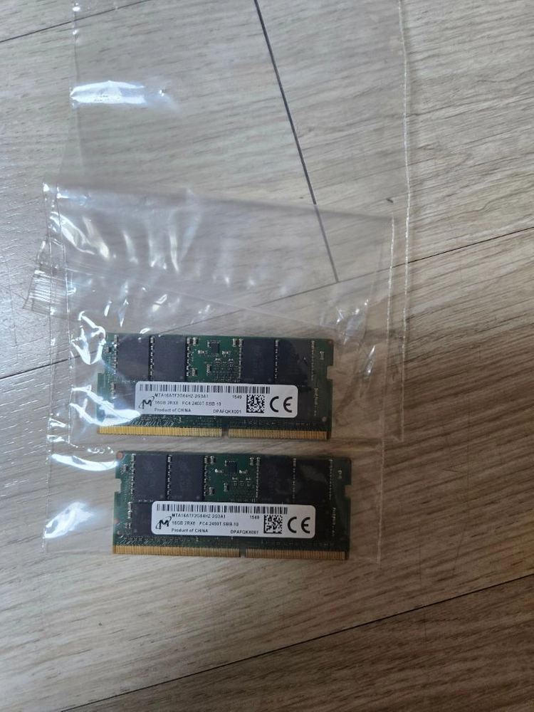 노트북 용 Crucial DDR4 2400 16GB 램 이미지