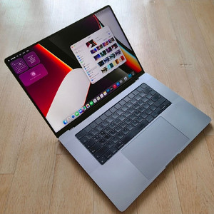 맥북프로 M1 Pro 16인치 1TB 팝니다. 이미지