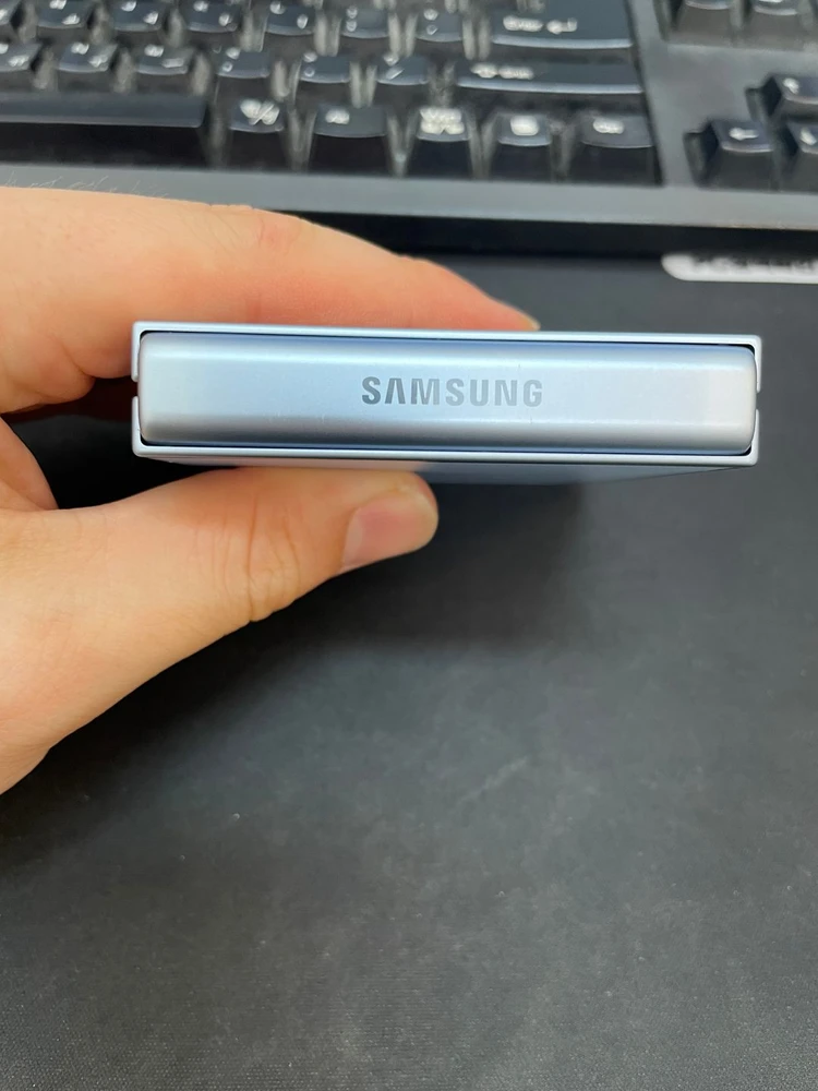 갤럭시Z플립6 블루 256GB 무잔상 상태좋은 중고51만1000원팝니다 이미지