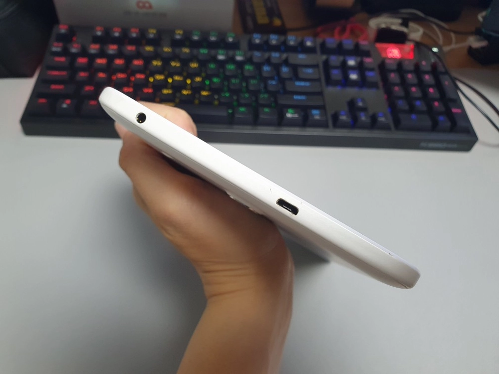 갤럭시 탭E / 16GB / 화이트 이미지