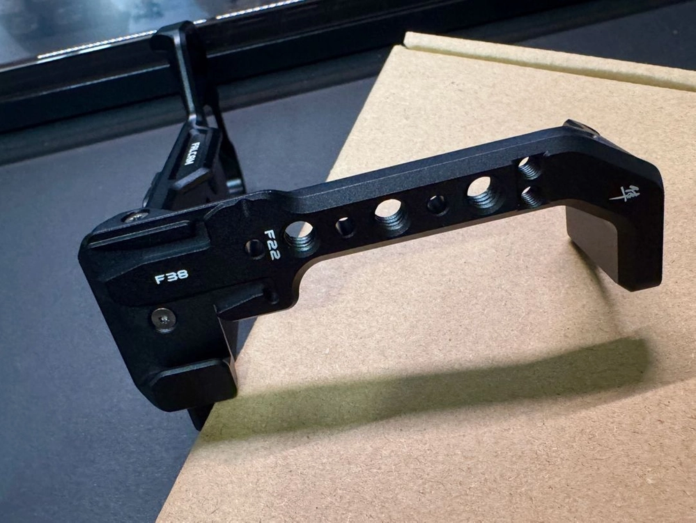 팔캠 FC2976B 카메라 케이지 / L브라켓 소니 A7M5 A7M4 A7S3 이미지