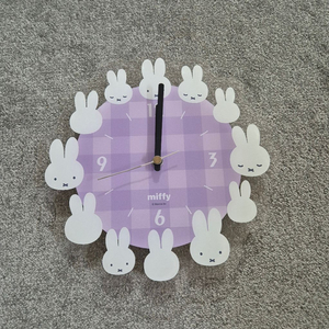[일본정품/희귀] 미피 연보라 아크릴 시계 벽걸이 이미지