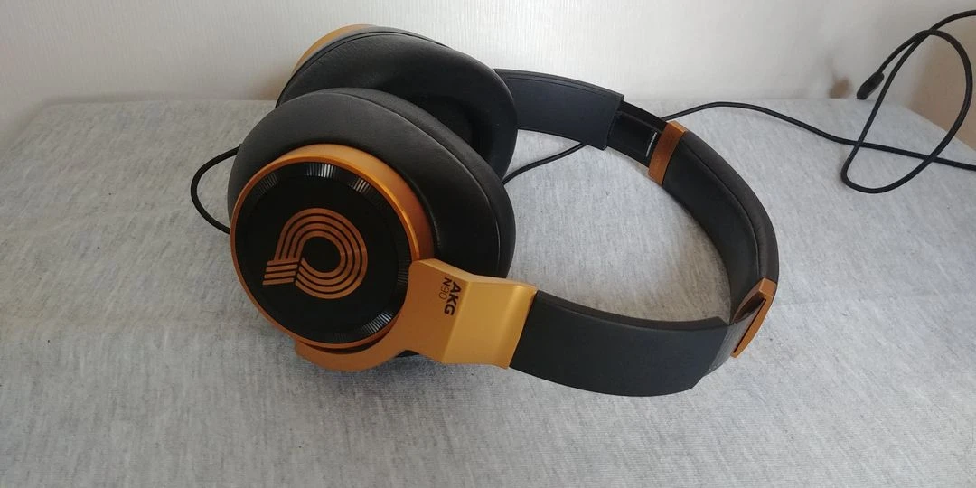 akg n90q 헤드폰 판매 합니다 이미지
