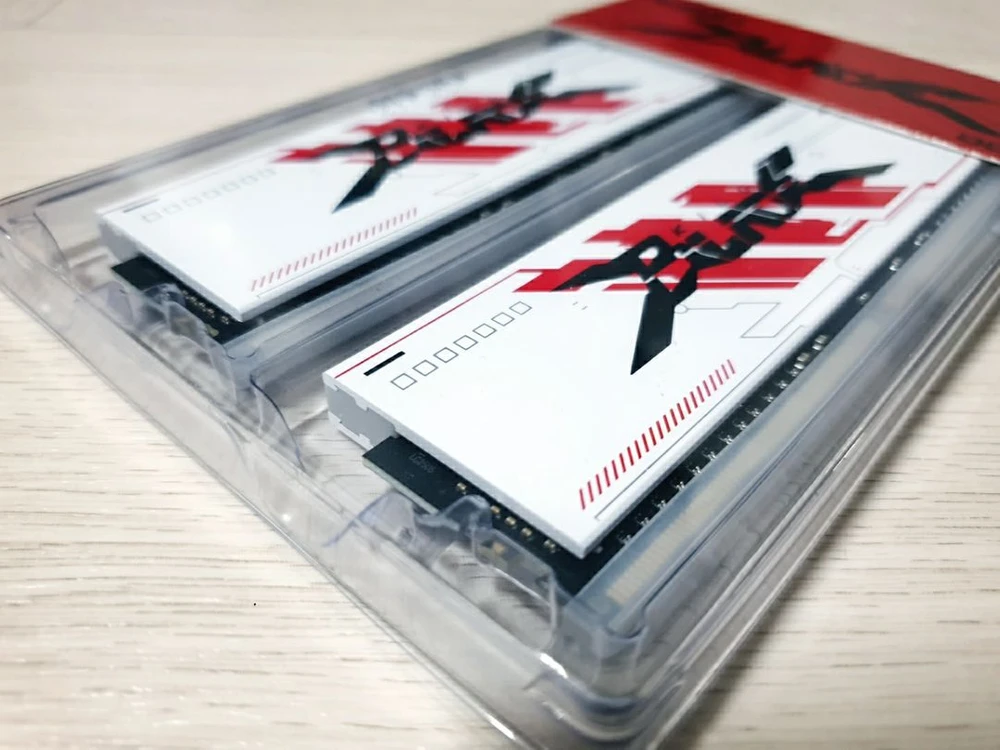 [미개봉새제품] DDR4 3200MHz CL16 32GB (16GBx2) RAM 화이트 이미지