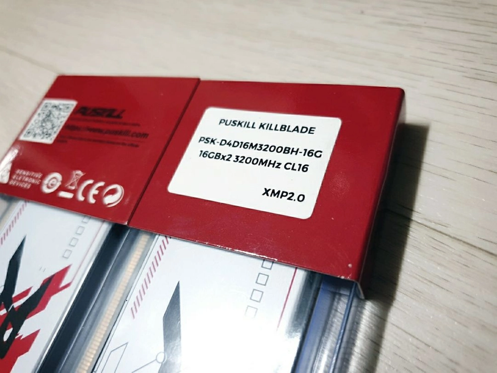 [미개봉새제품] DDR4 3200MHz CL16 32GB (16GBx2) RAM 화이트 이미지