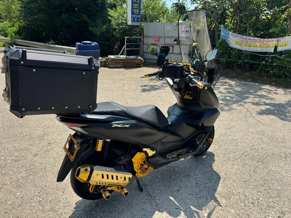 혼다 pcx125 25년 abs 짧은키로수 판매합니다 이미지