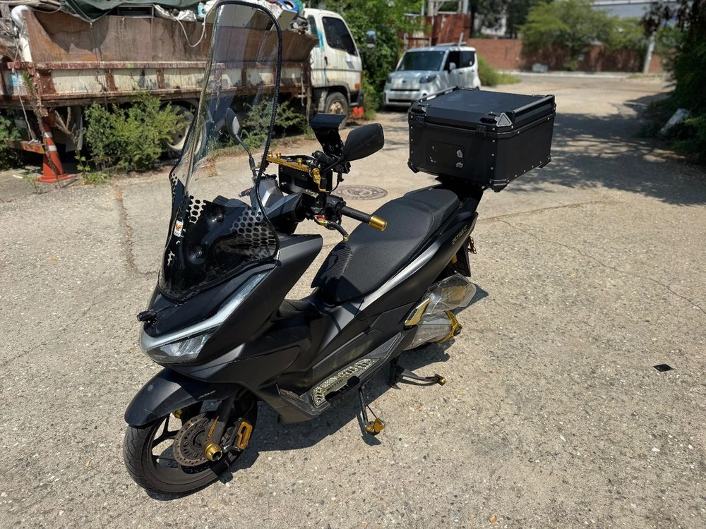 혼다 pcx125 25년 abs 짧은키로수 판매합니다 이미지