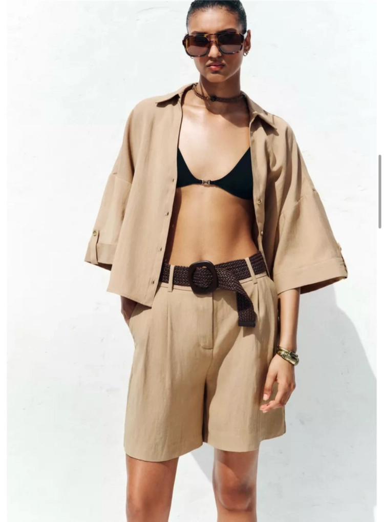 Zara 버뮤다 팬츠 이미지