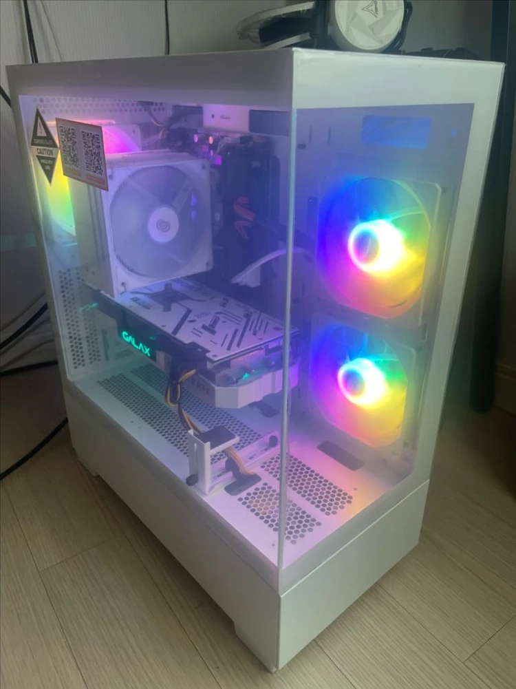 라이젠7 5700x rtx3070 고사양 컴퓨터 이미지