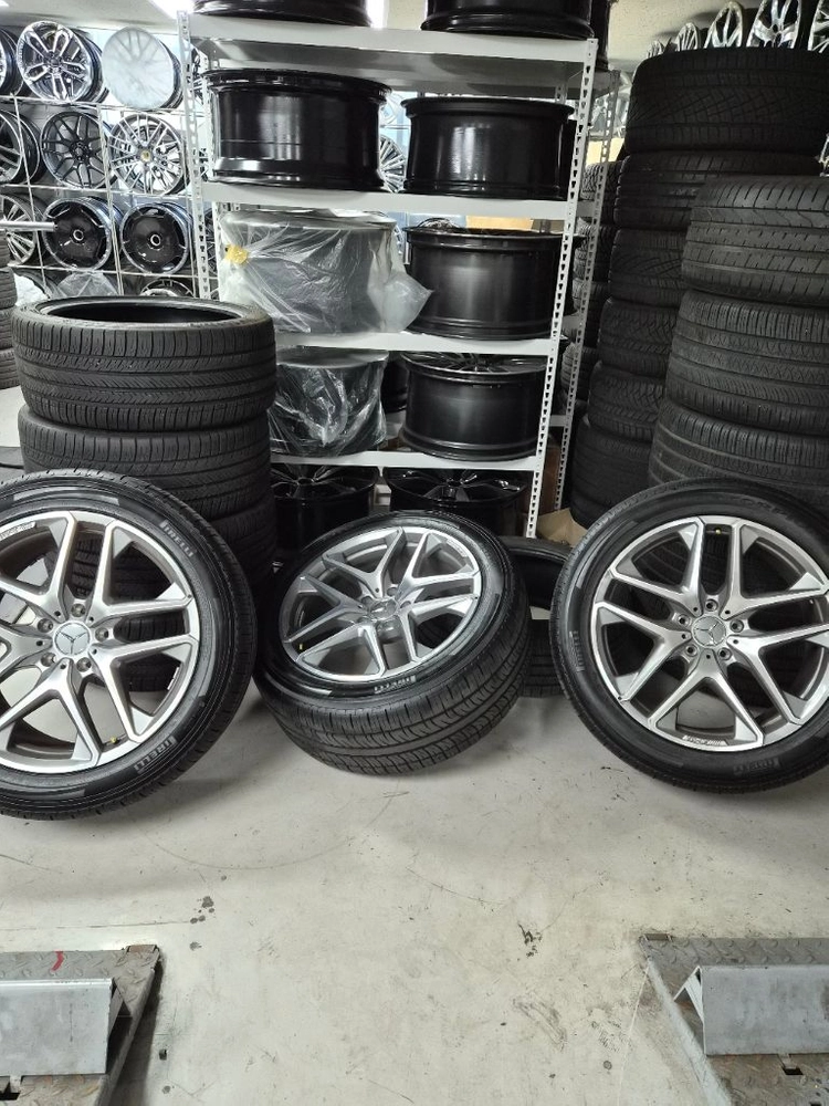 벤츠 G63AMG 21인치 순정휠 타이어 세트 이미지