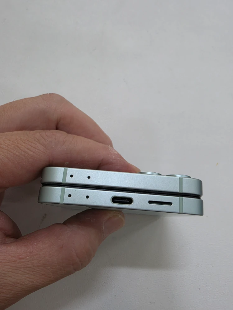 갤럭시 Z플립6 민트 256GB 이미지