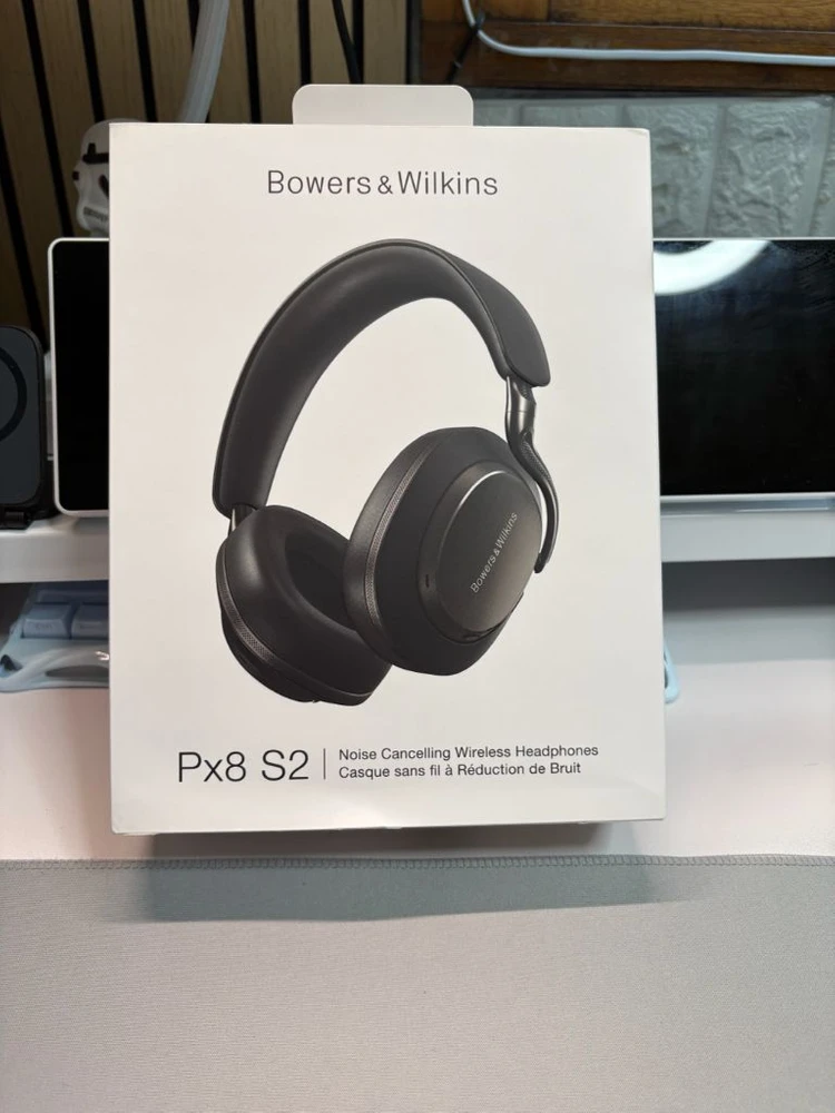 Bowers & Wilkins Px8 S2 노이즈캔슬링 헤드폰 (블랙) 이미지