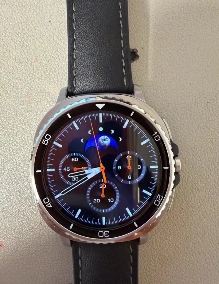 갤럭시 워치8 클래식 판매합니다 46mm - 안심되는 중고거래