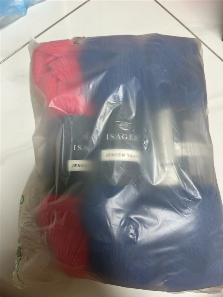 Leknit inge sweater 패키지 이미지