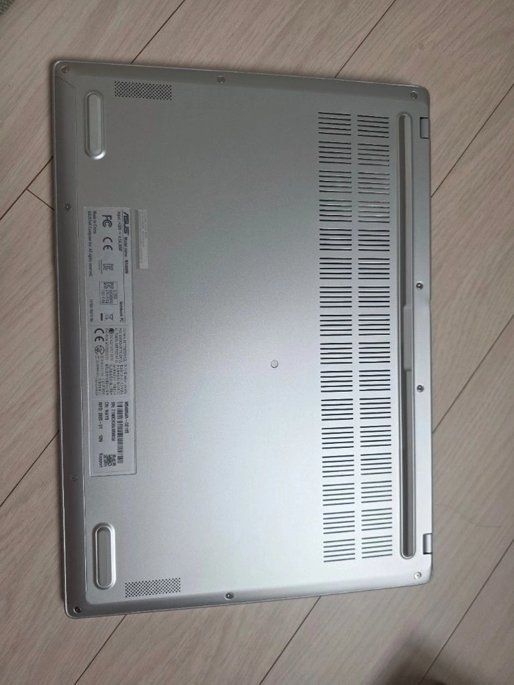 ASUS Vivobook S 14 이미지