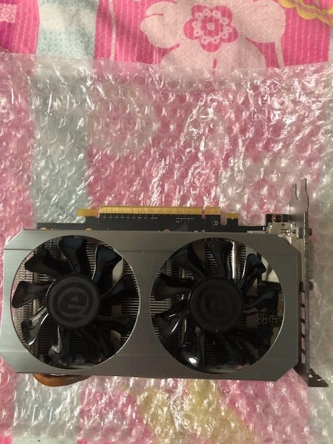 지포스 GTX 960 2GB(VRAM 3기가) 모델 이미지