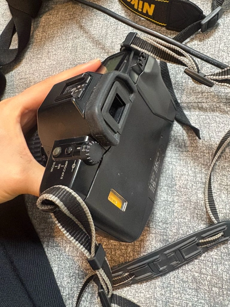 필름카메라 캐논 EOS 630 모델 이미지