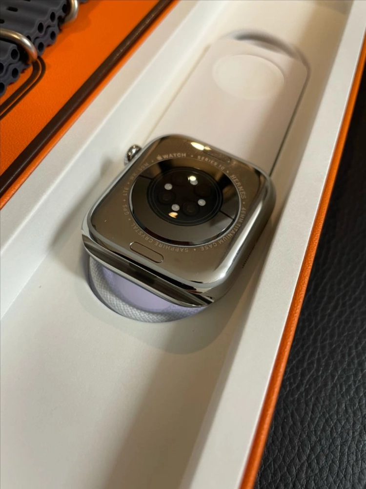 애플워치10에르메스 46mm 애플케어+ 28.6 이미지