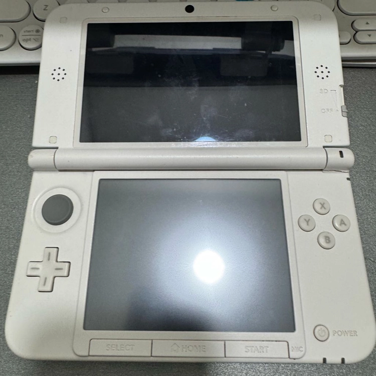 닌텐도 3ds xl 구큰다수 화이트 ds 3ds 이미지