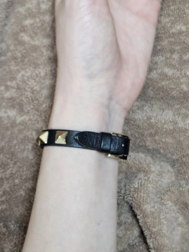 발렌티노 락스터드 팔찌 블랙 이미지