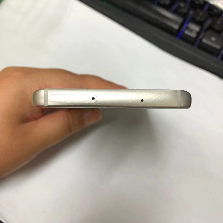 .갤럭시S7 32GB 화이트 SK AA급 중고폰 214709 이미지