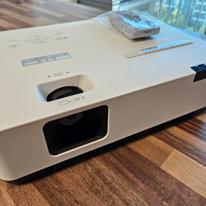(실사용 176시간) 4600안시 캐논 LP-X4600 빔프로젝터/빔프로젝트 이미지