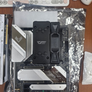 Z590+i7 11700t+잘만쿨러 이미지