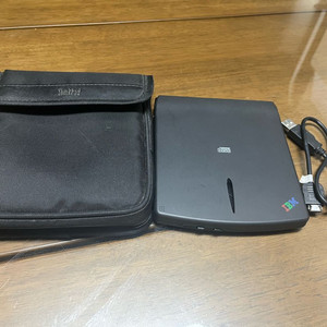 레트로 Ibm 외장형 CD-ROM 팝니다 이미지